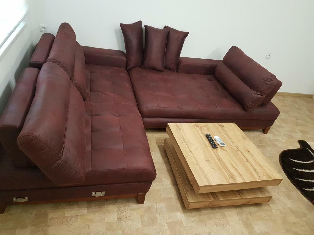 Apartment Centar Lux Banja Luka Buitenkant foto